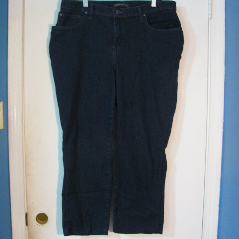 Lee Platinum Label Jeans Plus Size 16W Denim Blue Jean Relaxed Like New Short